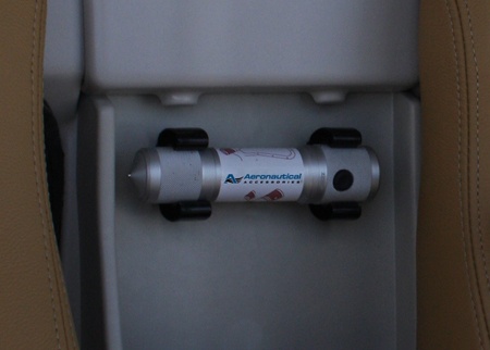Egress Tool / Flashlight Assembly